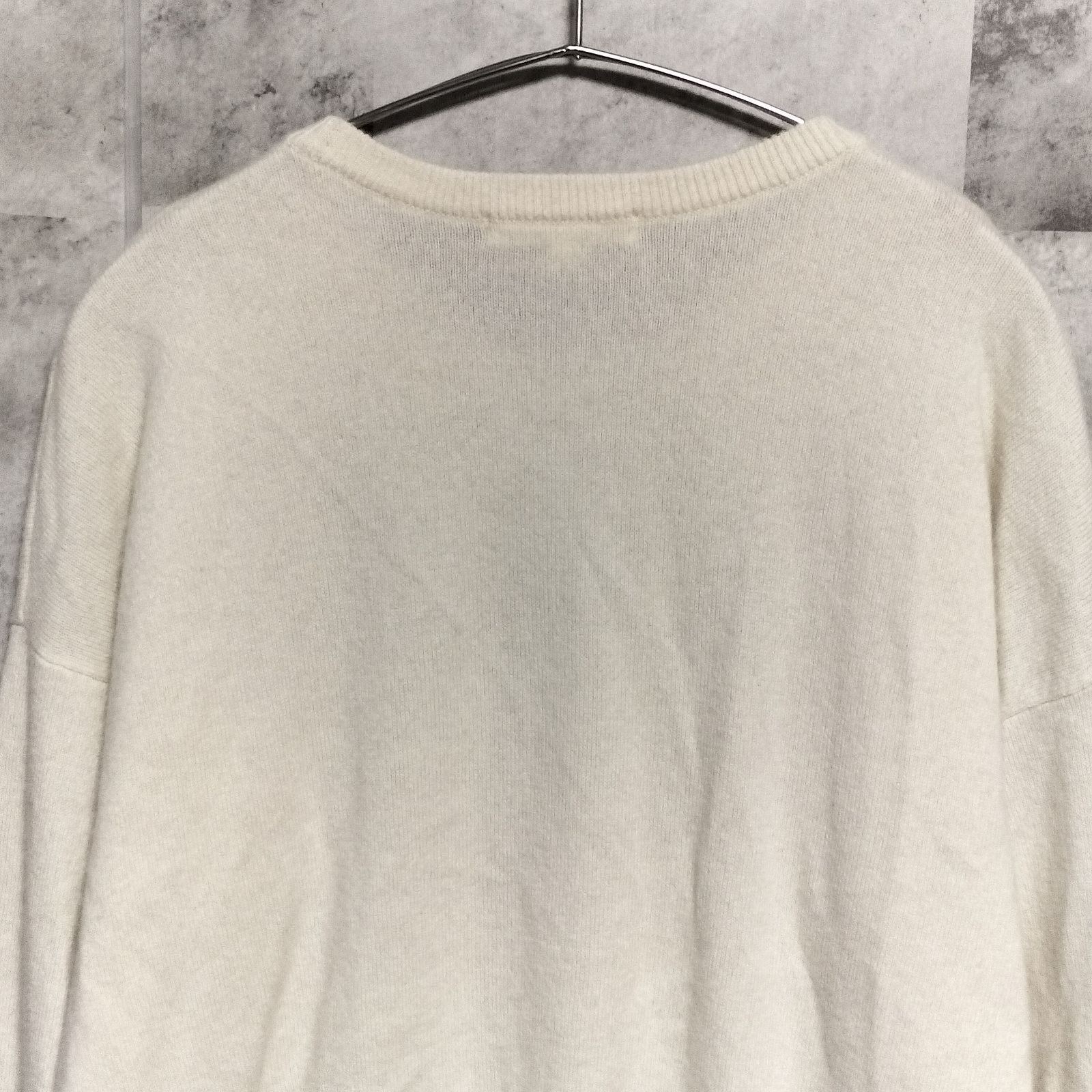 美品】UNIQLO カシミヤクルーネックセーター XLサイズ オフホワイト