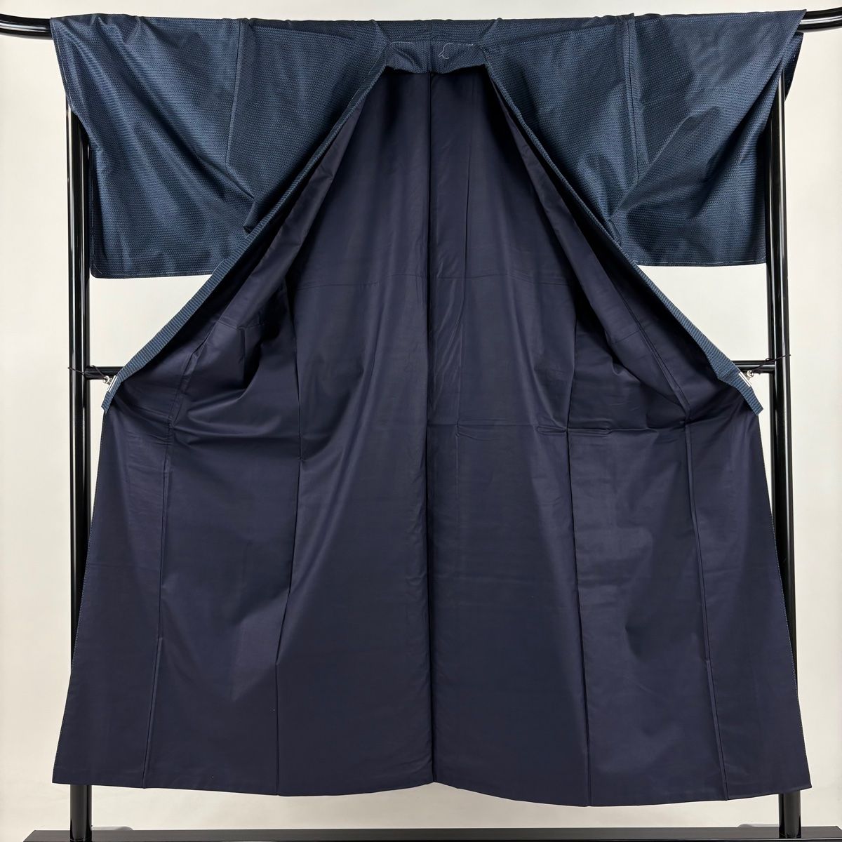 男着物 身丈152 cm 裄丈73 L 袷 アンサンブル 紬 亀甲絣 紺色 正絹