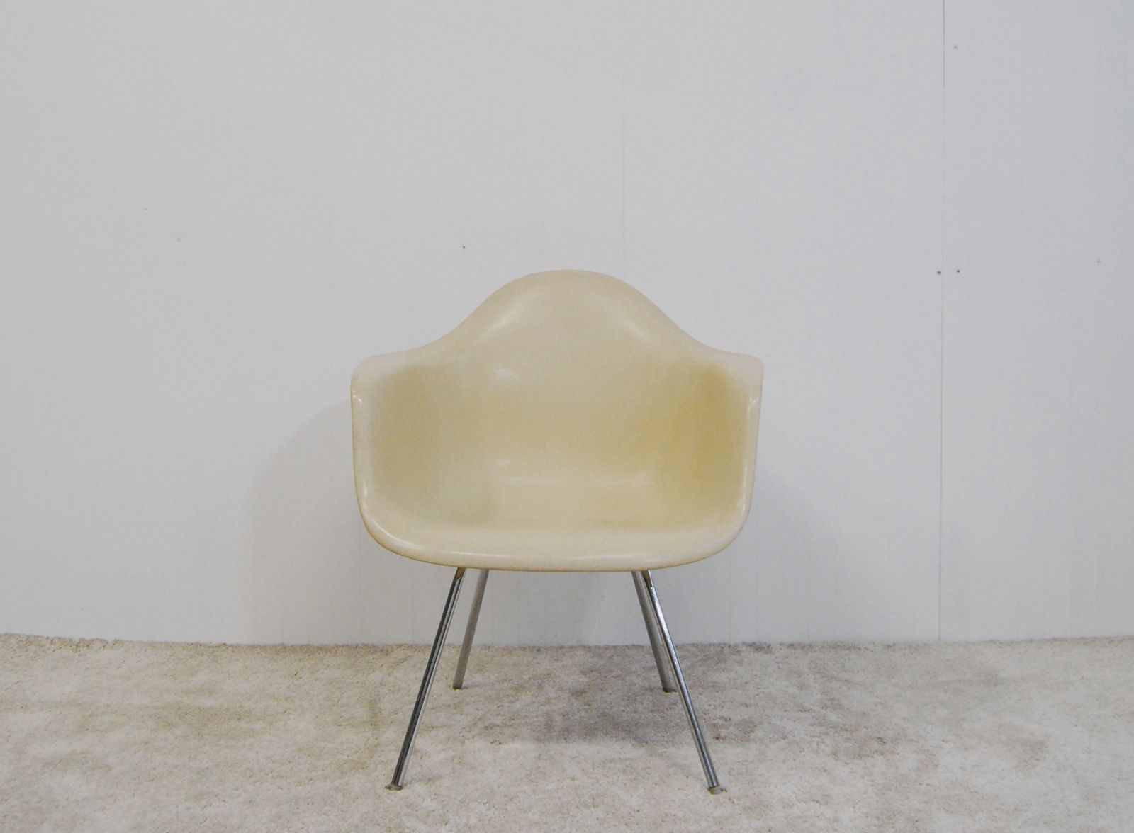 Herman Miller ハーマンミラー イームズ 2nd アームシェルチェア ラージマウント eames armshell chair 2nd H-base