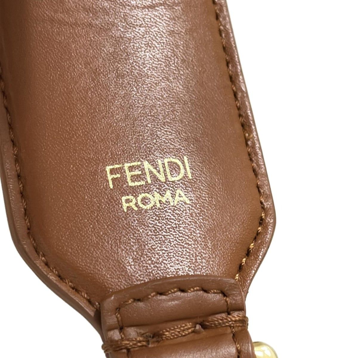 FENDI フェンディ ショルダーストラップ ミニストラップユー ブラウン×ゴールド 型押し加工 ズッカ柄 レザー DECORATOM_COM_BR