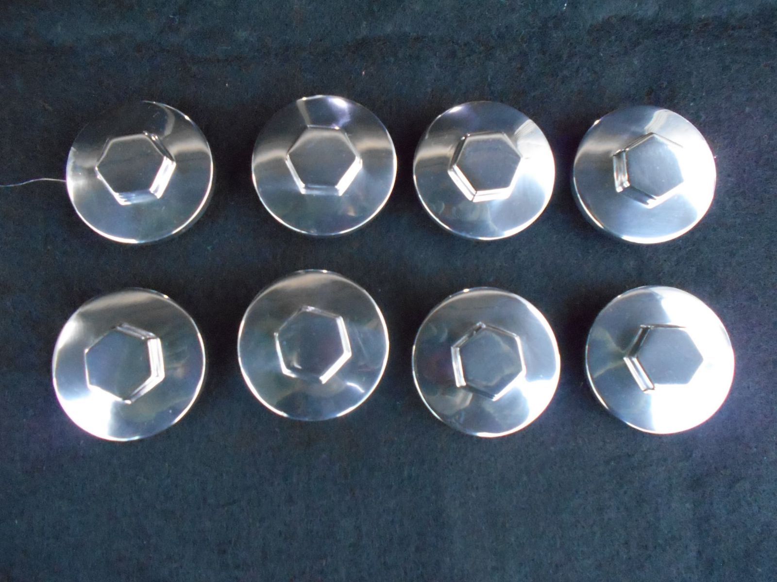 CB750FOUR ヘッドカバー バフ仕上げ 再生品 未塗装 ※注意 メルカリで