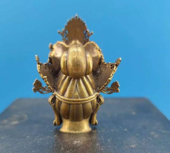 銅製 霊吉普薩 準提仏 母菩薩仏頭彫像 装飾品 工芸品 美術品