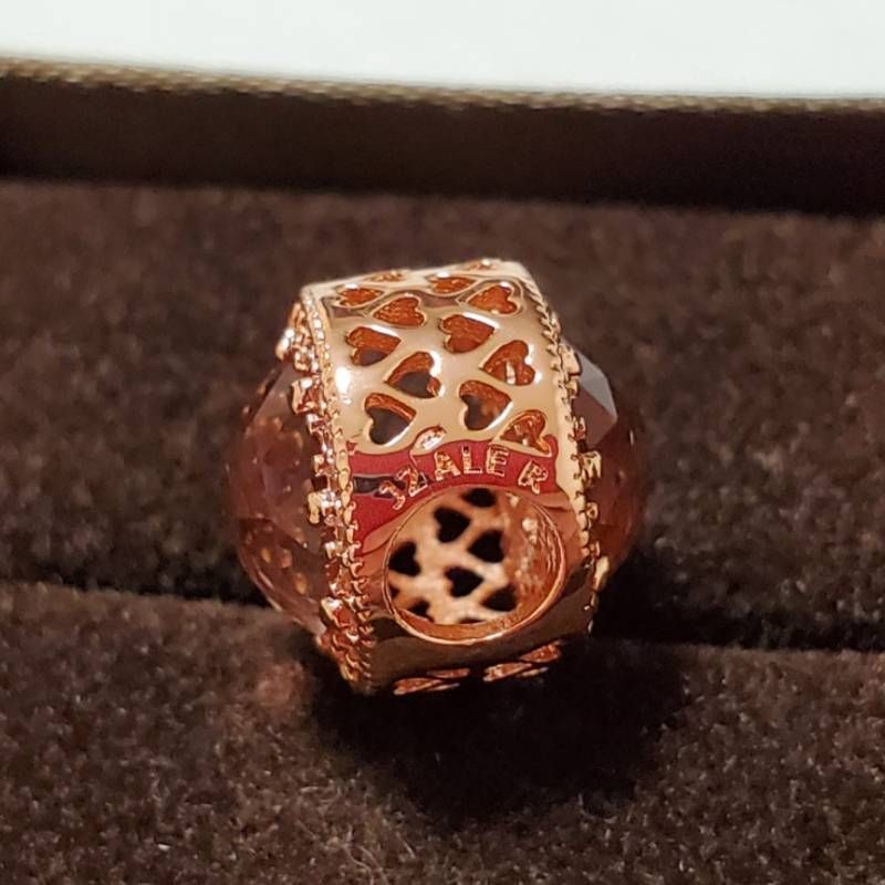 新品】PANDORA スパークリングブラッシュピンク クロス＆ポーチ付き  