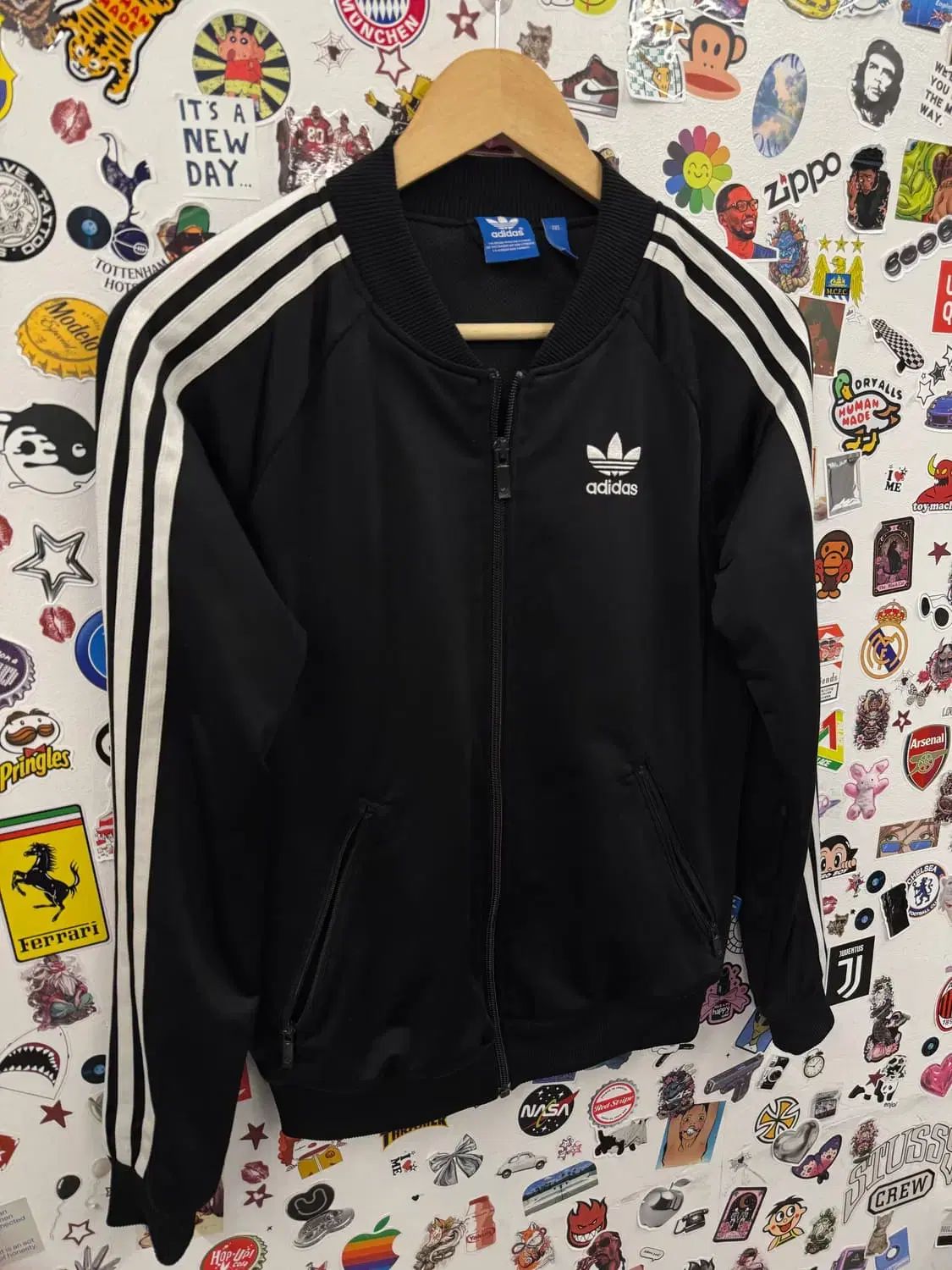 トラックジャージ