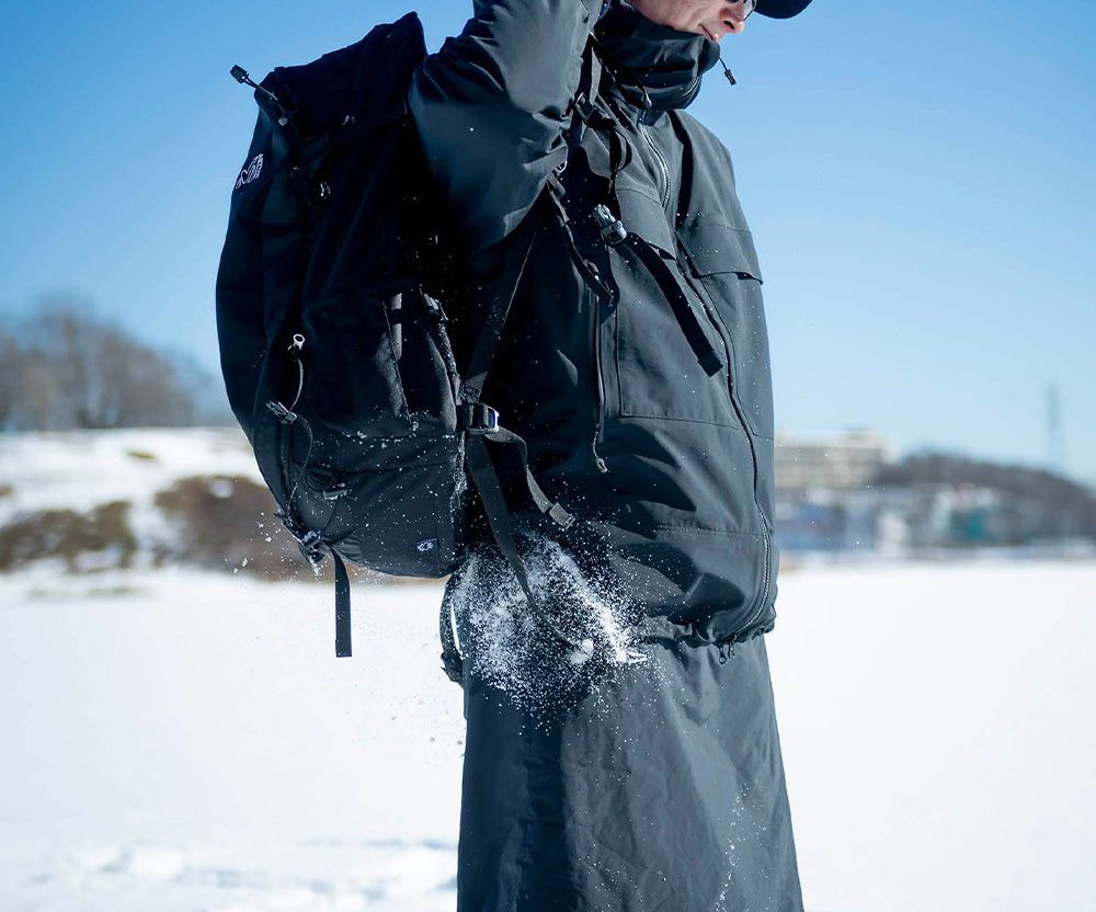 即日発送。 ミレー MILLET アウトドア HARD SHELL CLASSICAL 3L JK M MIV02035 0247 BLACK-NOIR エキサイティングな