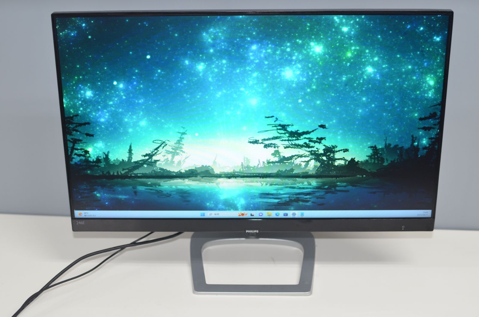 中古良品 PHILIPS 246E9Q 23.8インチ液晶モニター 動作確認済 Amazon.co.jp: フィリップス (PHILIPS) 246E9QDSB/11 23.8型