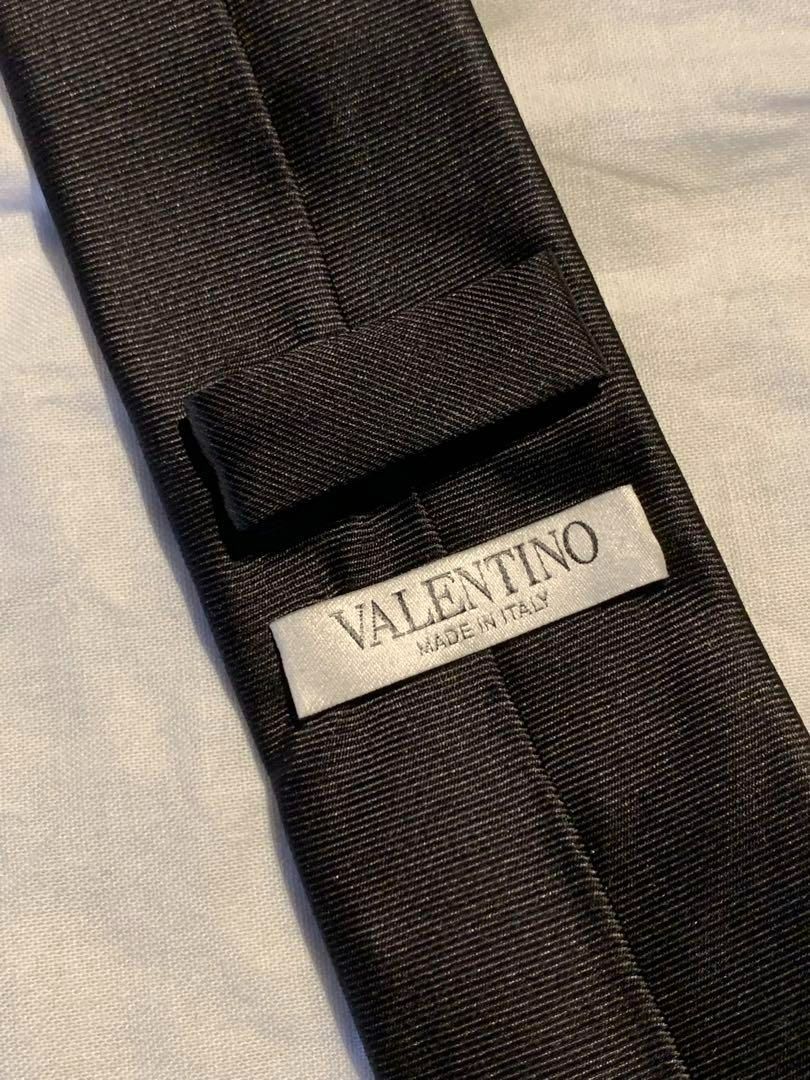 VALENTINO ヴァレンティノ シルクネクタイ 黒 ブラック CELINE - AO