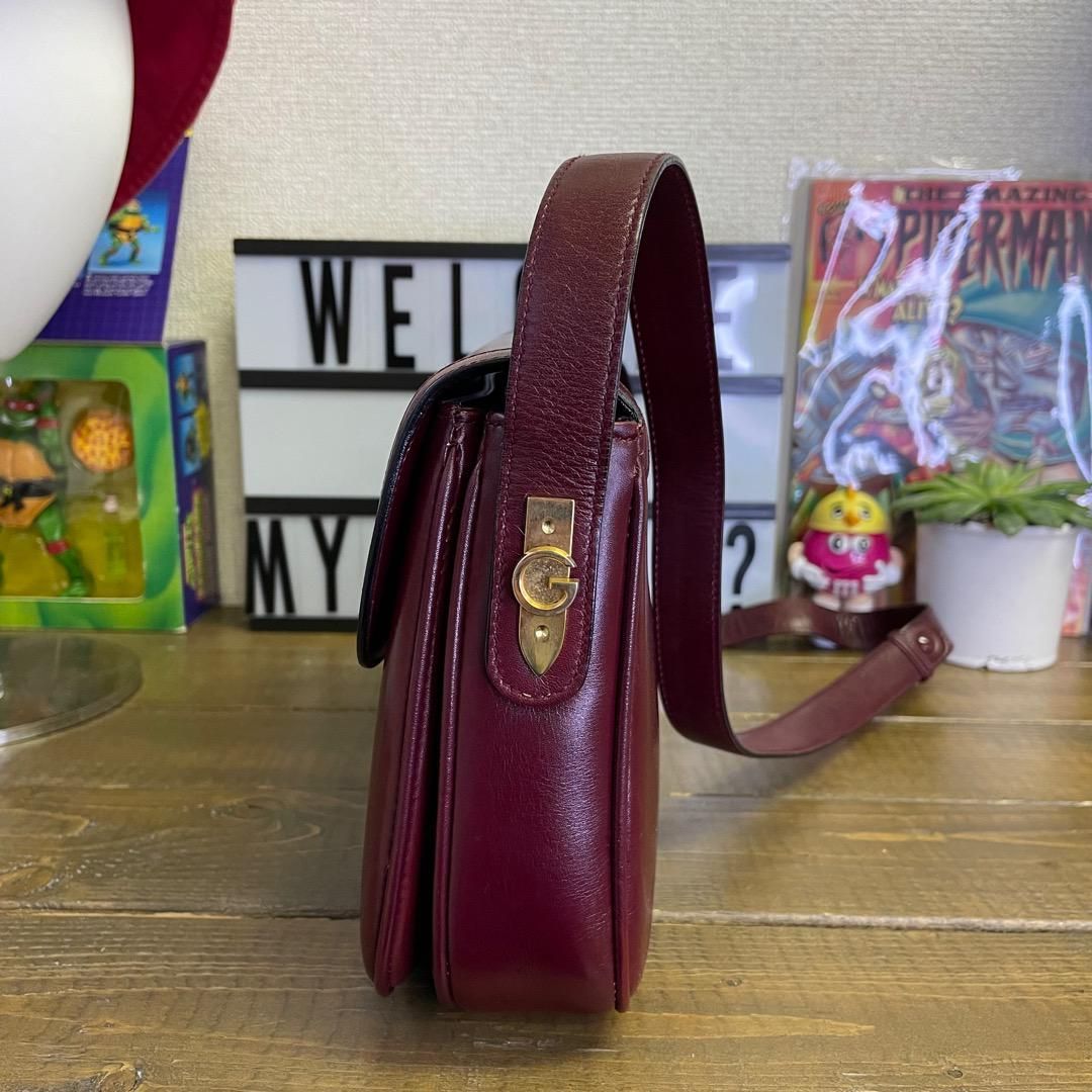 【GUCCI】グッチ バーガンディ レザー ポーチ セカンドバッグ ワインレッド GUCCI】グッチ バーガンディ レザー ポーチ セカンドバッグ