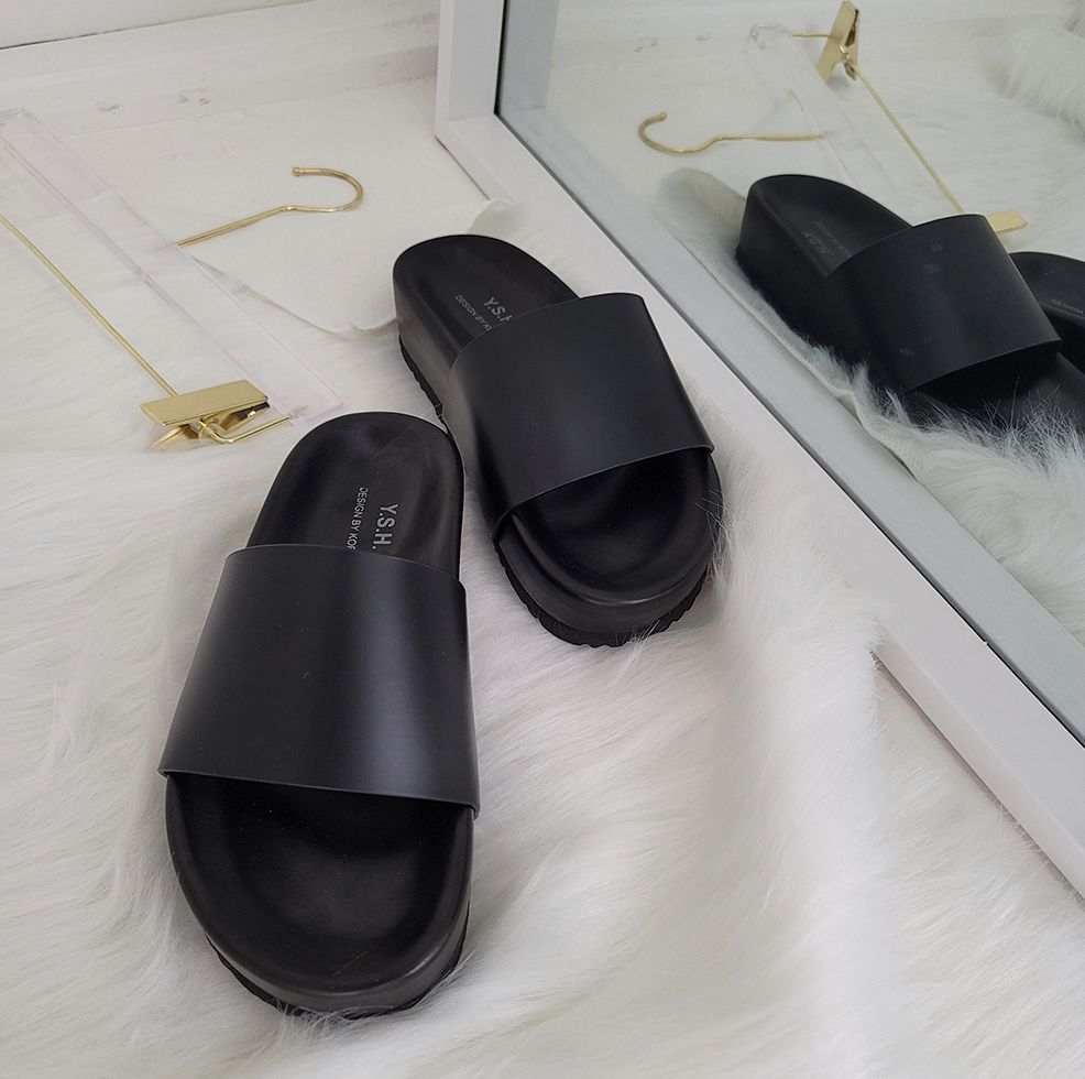 [COSYHARU公式] Mio Simple Slippers 関税・送料込み COSYHARU コシハル 公式]ミオ シンプルスリッパ - メルカリ