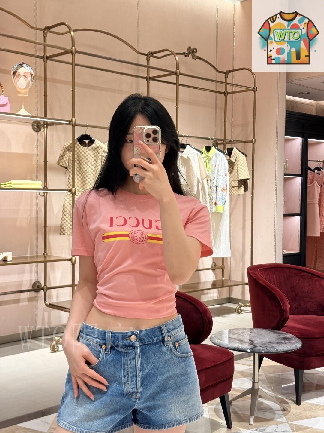 GUCCI ピンク 半袖シャツ 今日特価】Gucci 25FW ピンク × イエローストライプ ロゴ