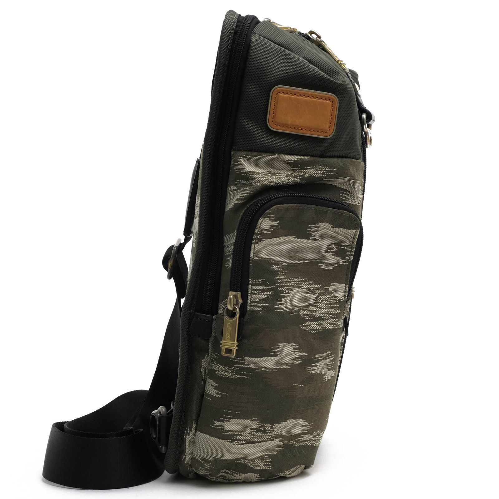 トゥミ ショルダーバッグ カモフラ柄 メンズ TUMI [0904初] ショルダー