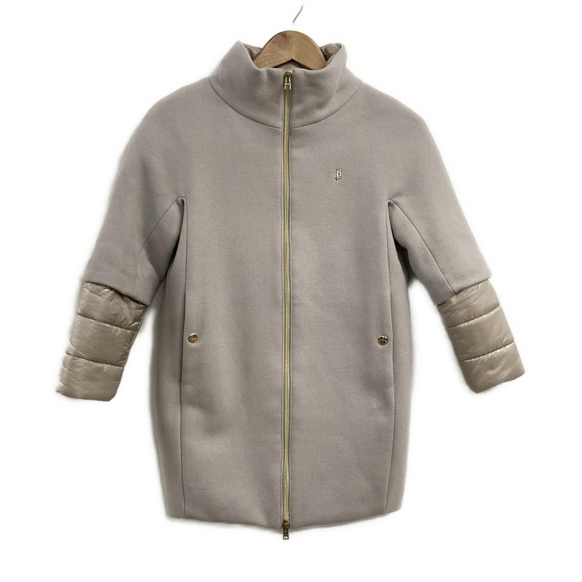HERNO ヘルノ コート サイズ10 A レディース - ライトグレー×ベージュ 長袖|中綿|ジップアップ|冬|キッズサイズ