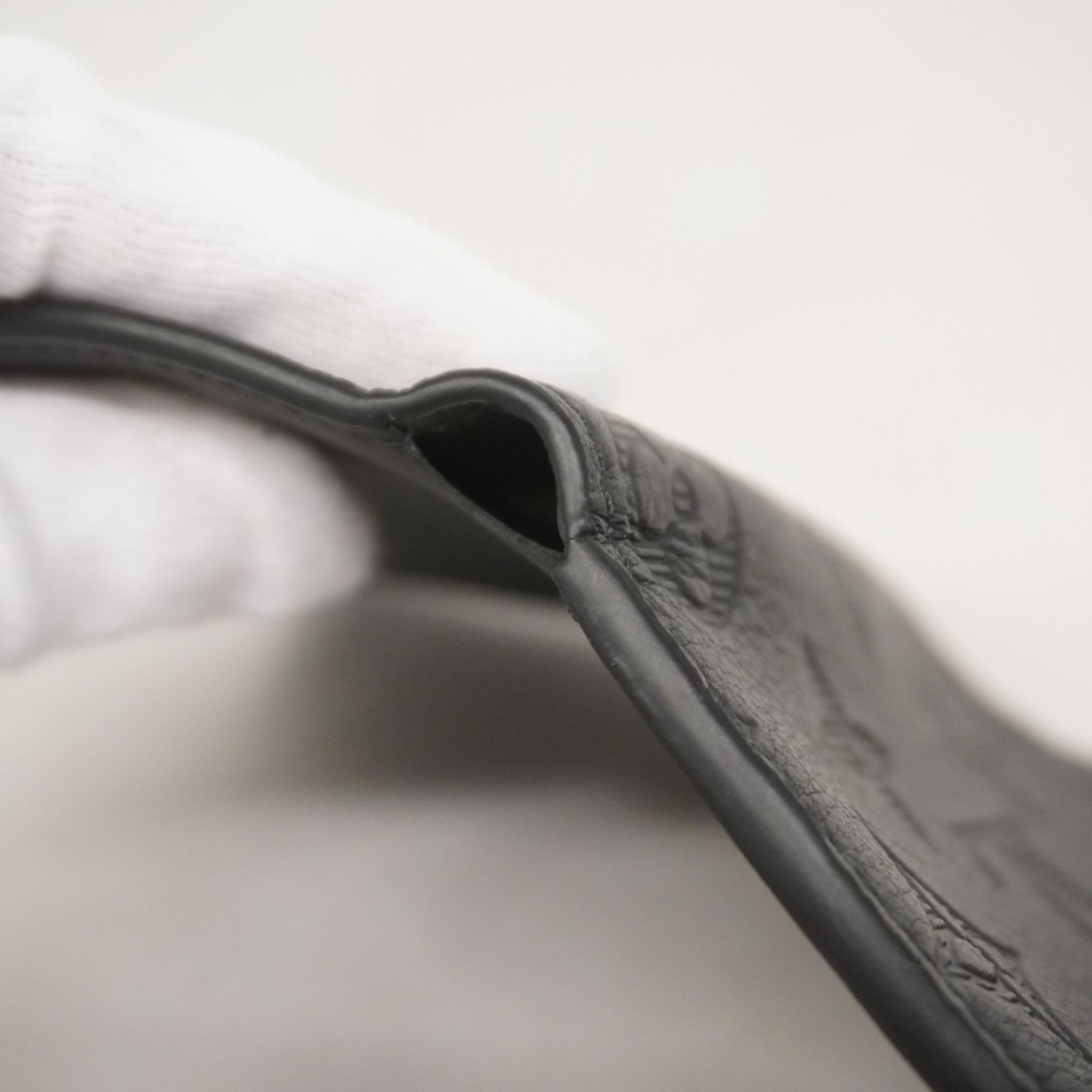 Vuitton 三つ折り財布