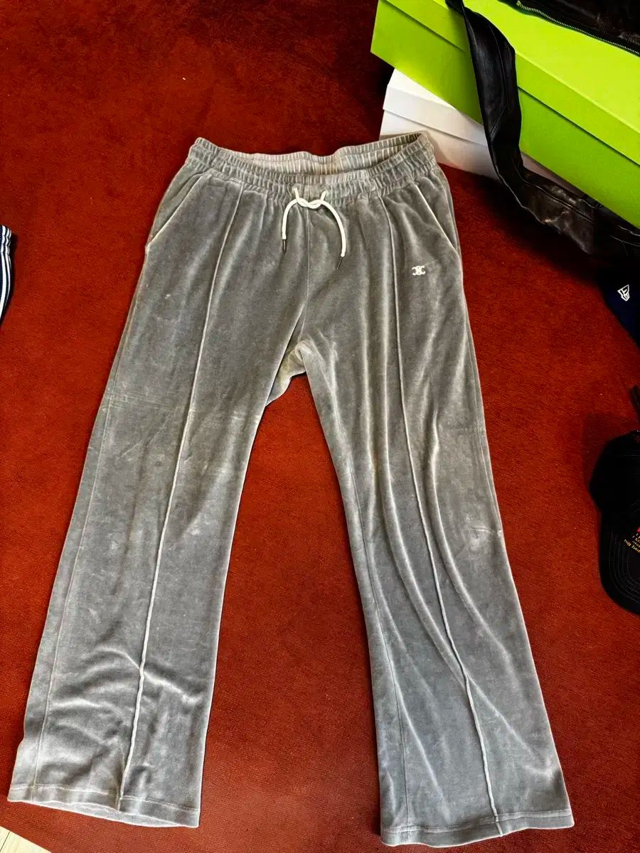 CELINE ベロア パンツ