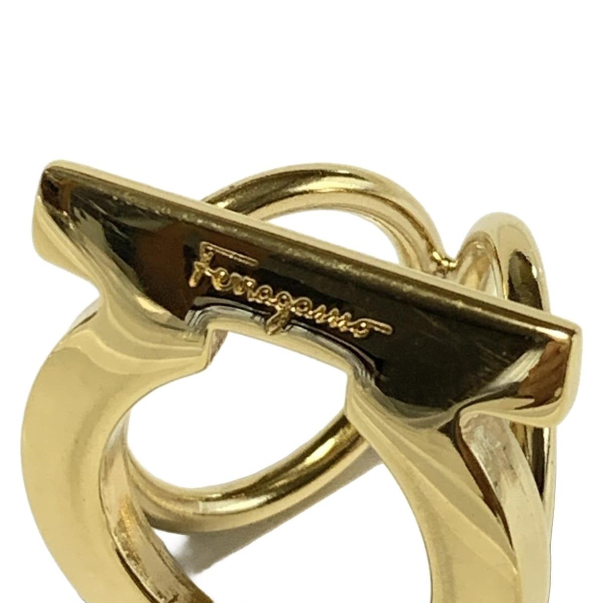 サルヴァトーレフェラガモ Salvatore Ferragamo スカーフリング