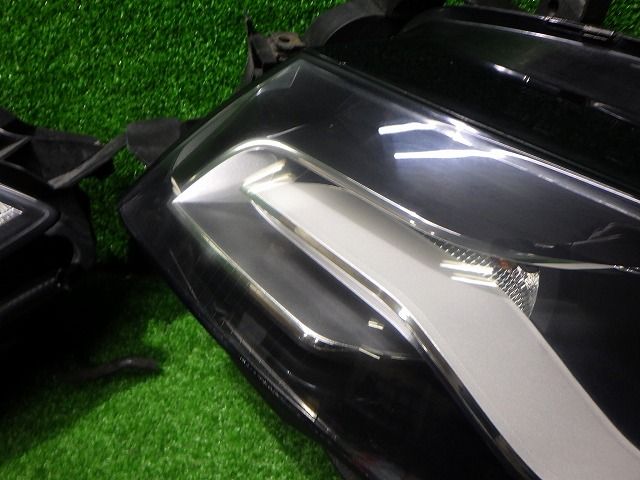 A4 ヘッドライト左右 HID 8K 8K0941003D バラスト付 アウディ 251009027