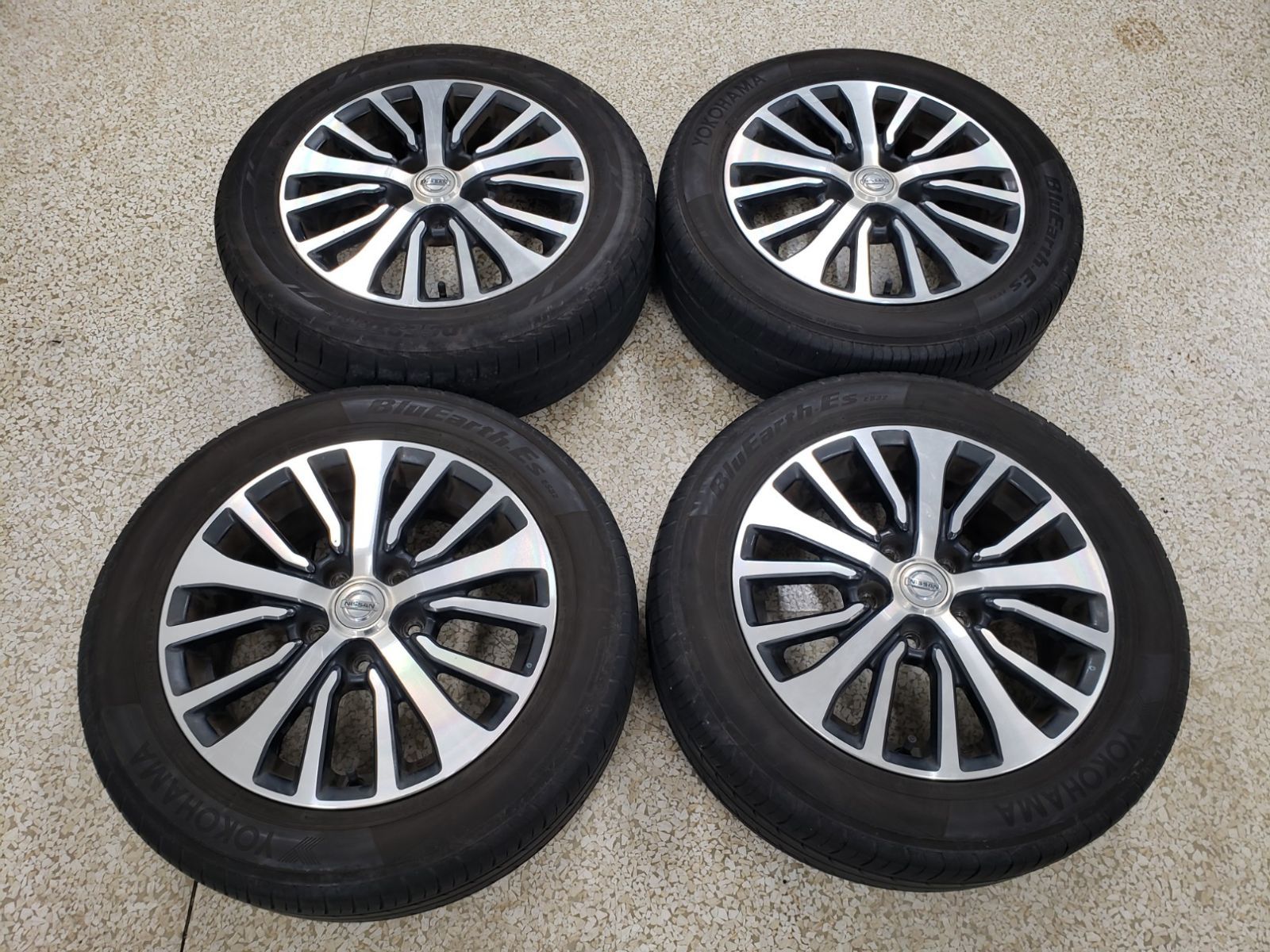 ◎傷少 簡易清掃 C26後期 セレナ ハイウェイスター 純正 16in 6j 45 114.3 5H 195 60R16 ブルーアース＆ LUFT RV タイヤおまけ