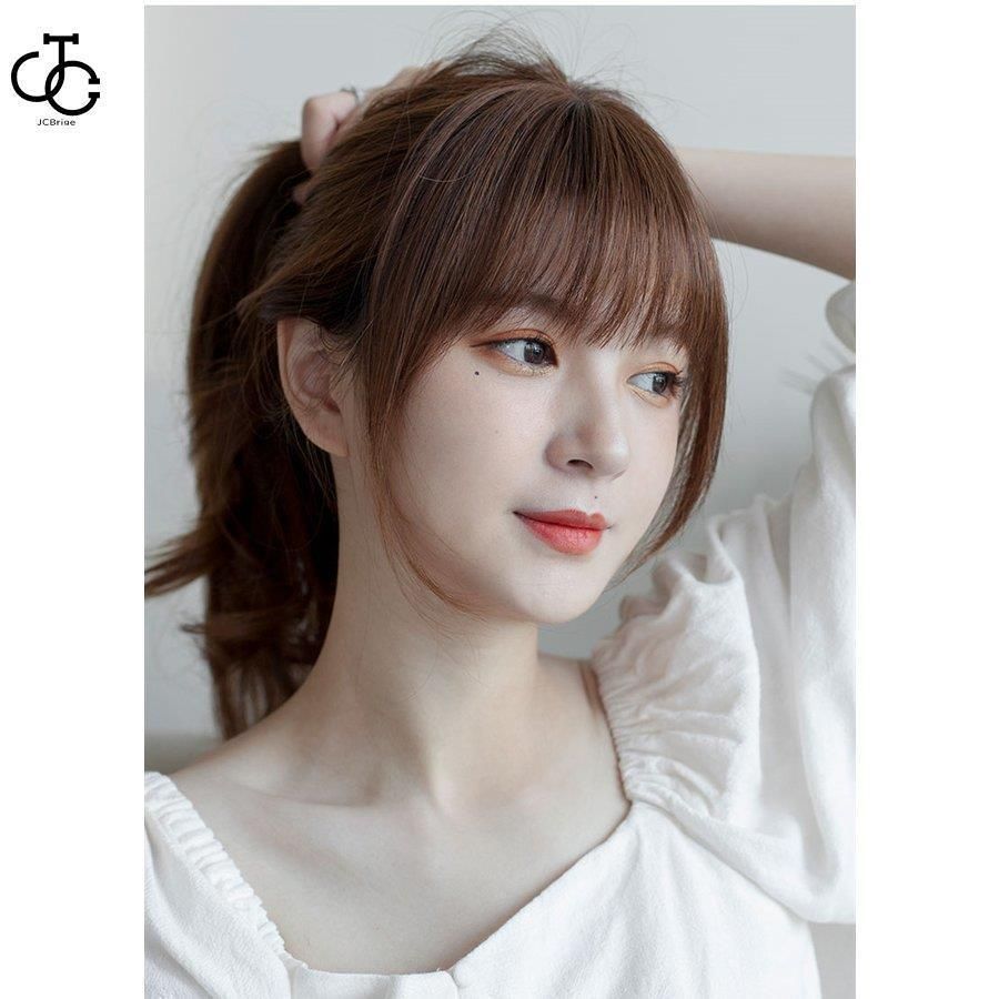 女性