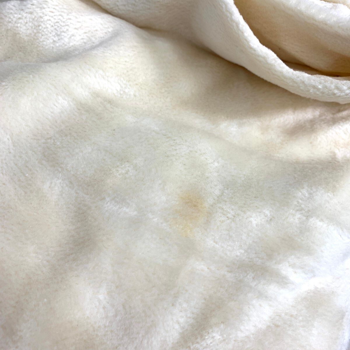 ライトベージュ