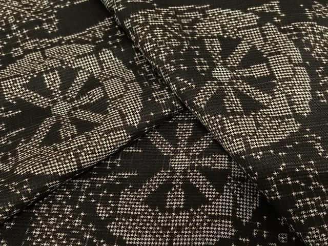 平和屋着物●本場大島紬　泥染め　7マルキ　源氏車文　正絹　逸品　AAAV7246zg 平和屋着物○本場大島紬 泥染め 7マルキ 源氏車文 正絹 逸品