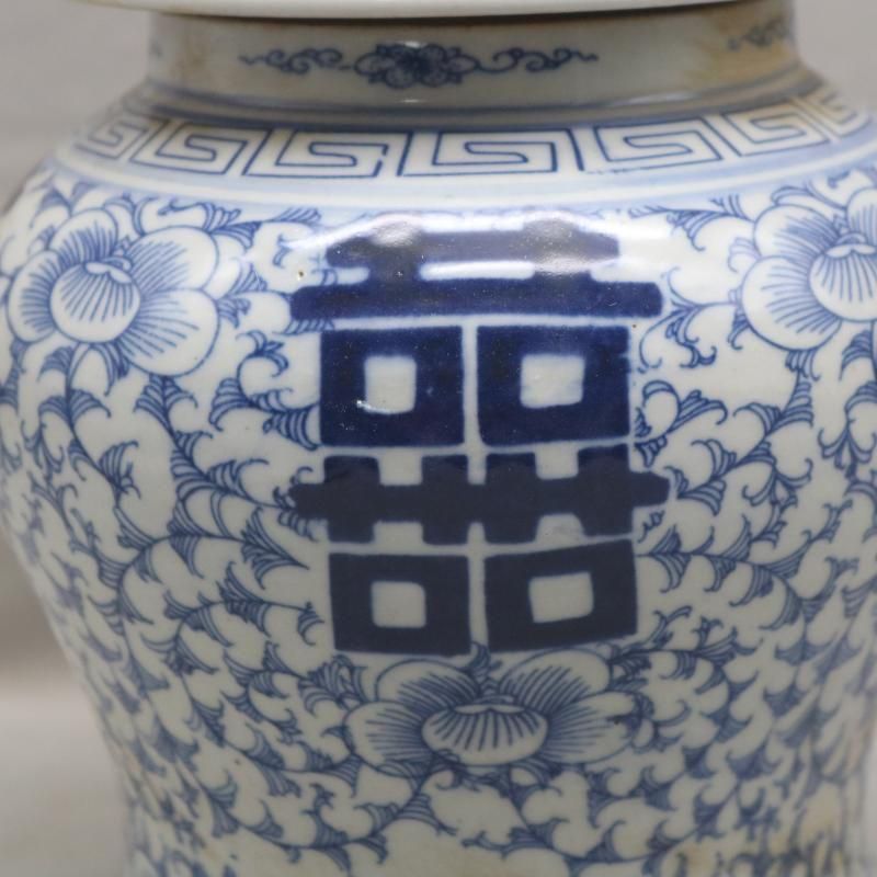 清康煕藍地青花纏枝喜字氷梅紋将軍缶 景徳鎮 陶磁器 装飾品 工芸品美術品 置物 清康煕藍地青花纏枝喜字氷梅紋将軍缶 景徳鎮 陶磁器 装飾品 工芸