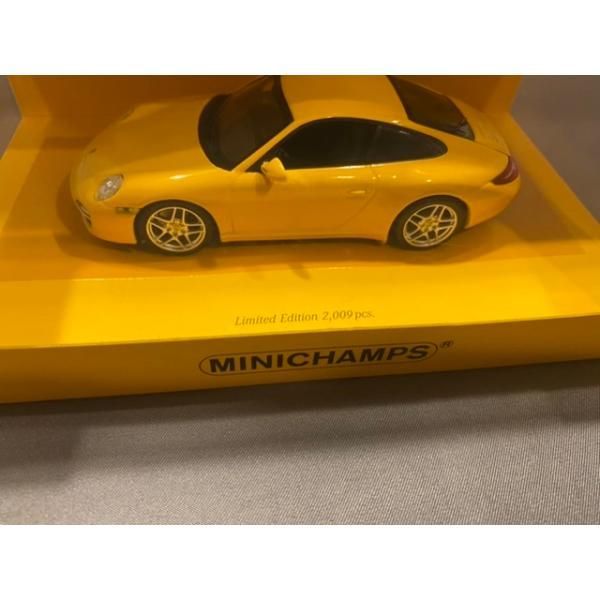 Porsche 911 Carrera 4S 997 2008 色 YELLOW メーカー ミニチャンプス