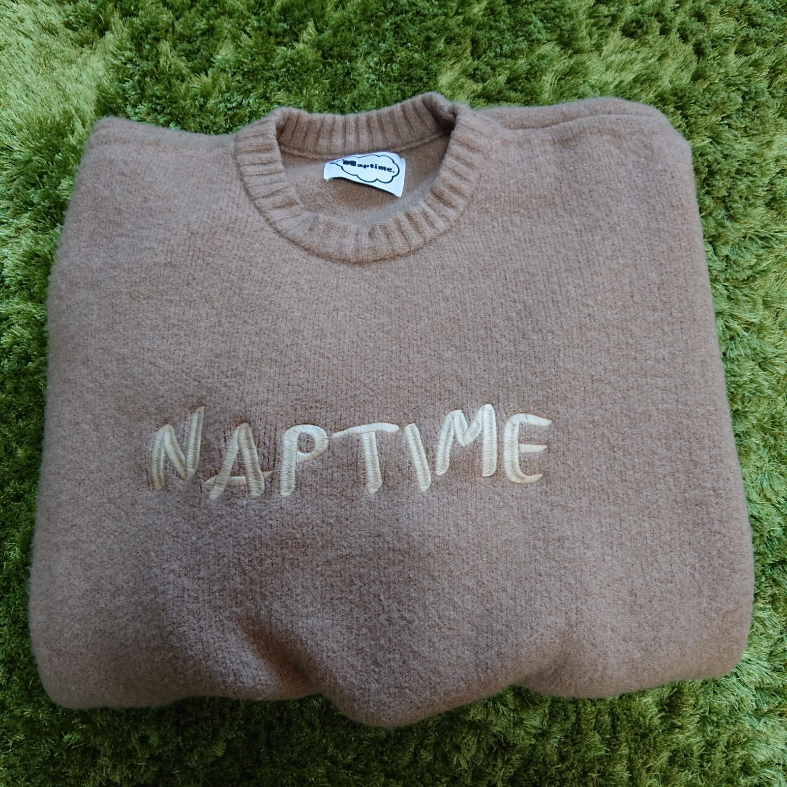 最終値下げ)naptime ロゴ刺繍ニットプルオーバー - ナス - メルカリ