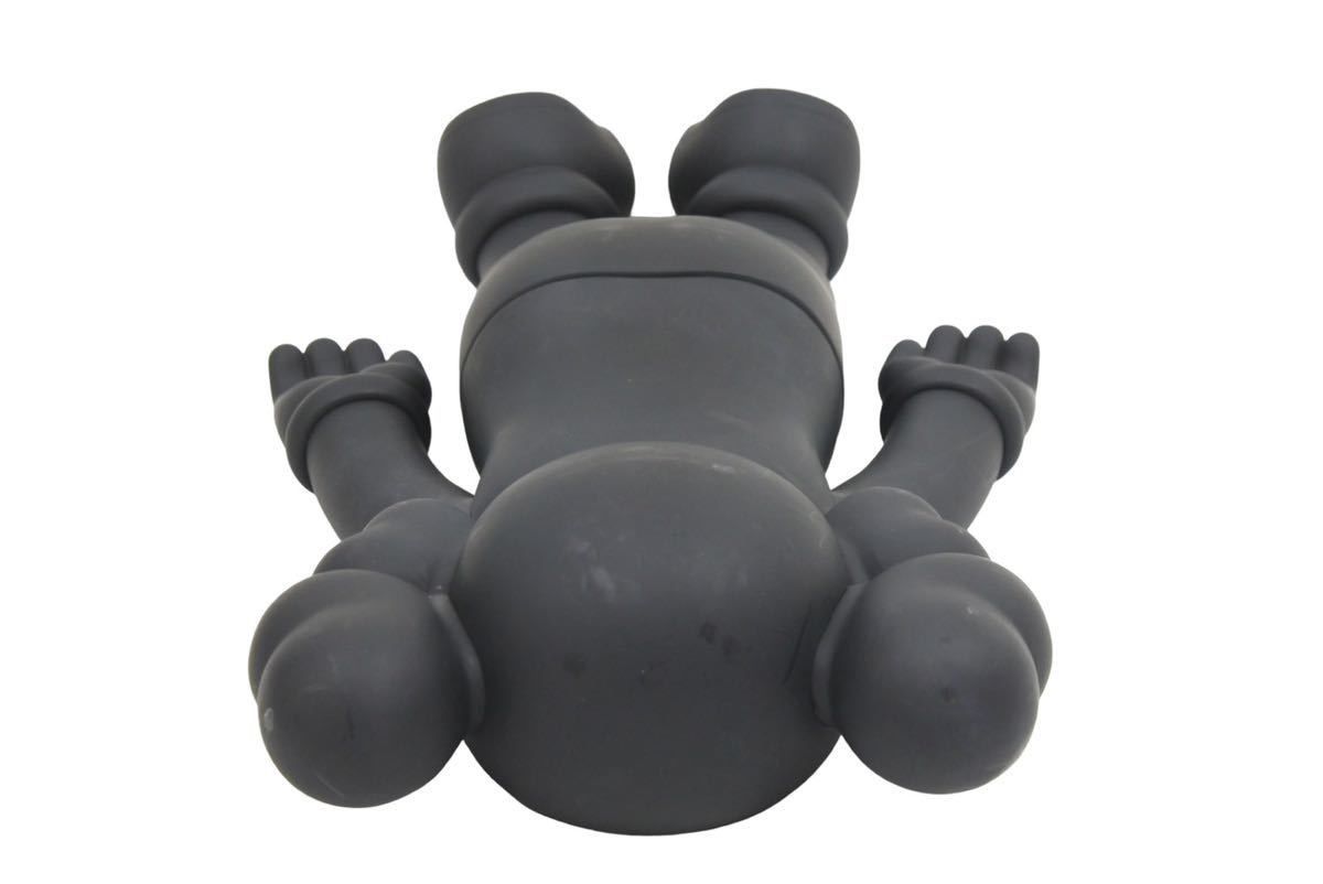 KAWS companion 2020 Black 黒 | www.fleettracktz.com