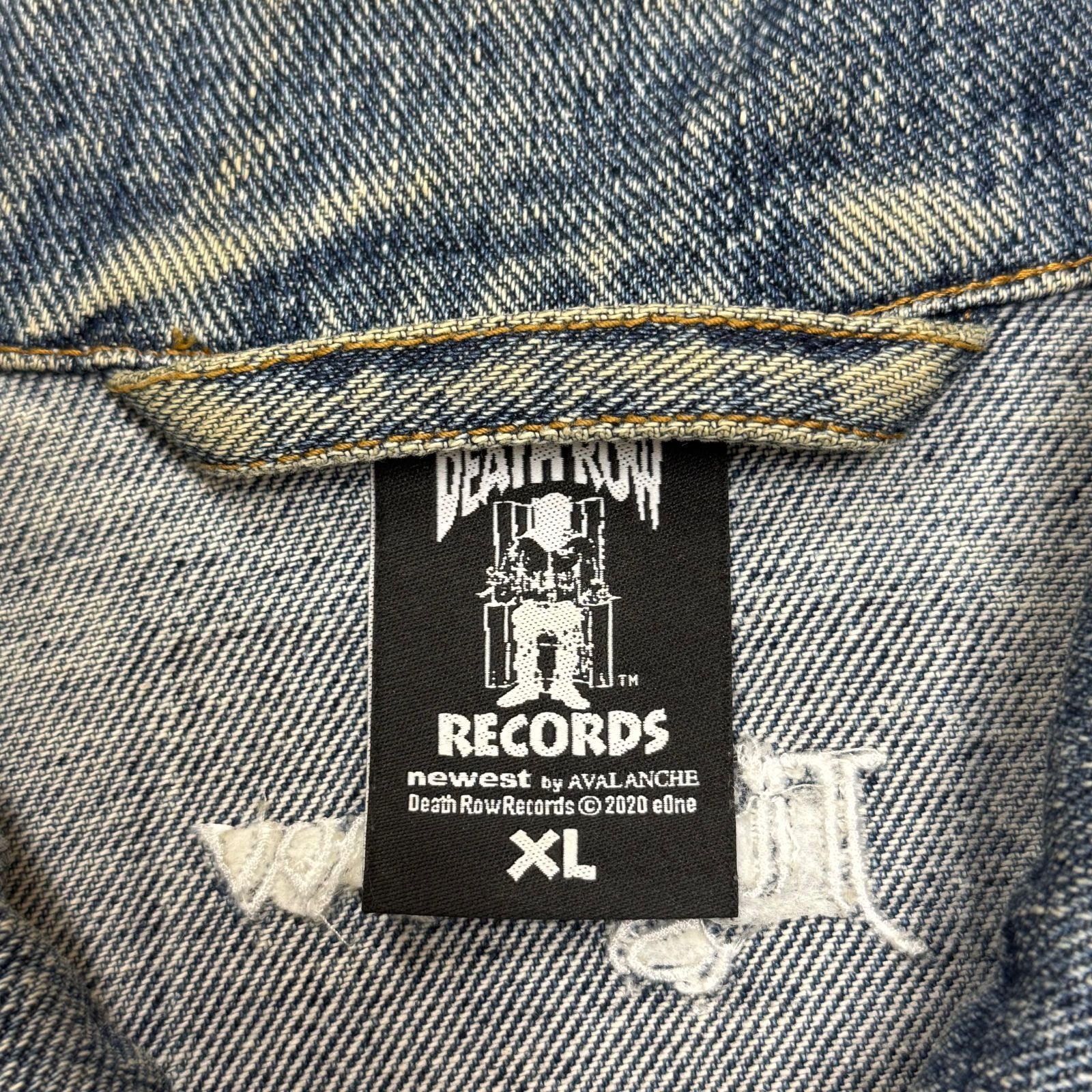 RECORDS ×