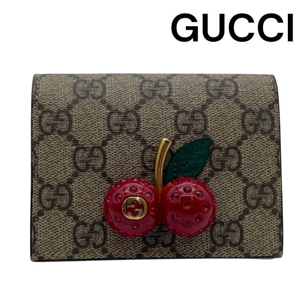 美品✨グッチ 折り財布 チェリー スプリーム PVC ベージュ レッド ✨美品✨グッチ 二つ折り財布 チェリー さくらんぼ PVC GG