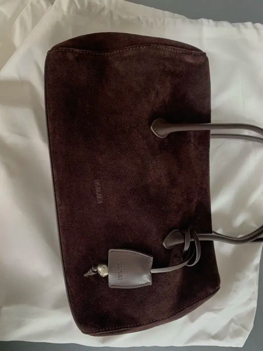 Lov Shoulder Suede Dark Brown