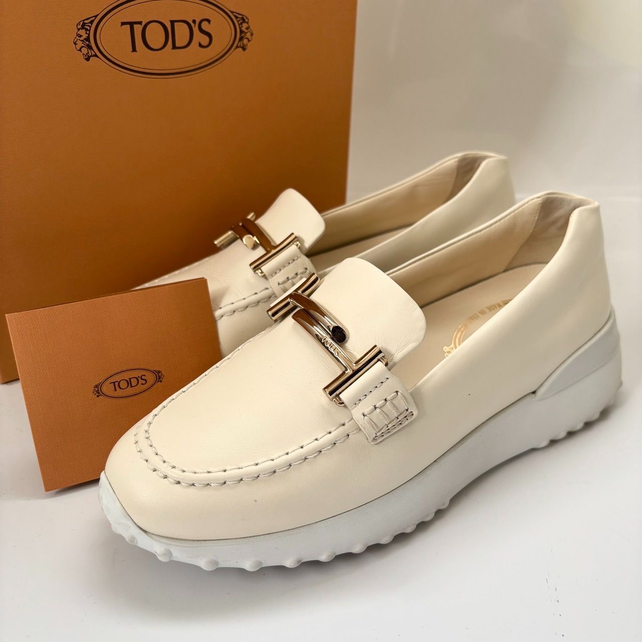 【新品未使用】TOD'S　トッズ　スニーカー　モカシン 000000160964-01-m.jpg?t=