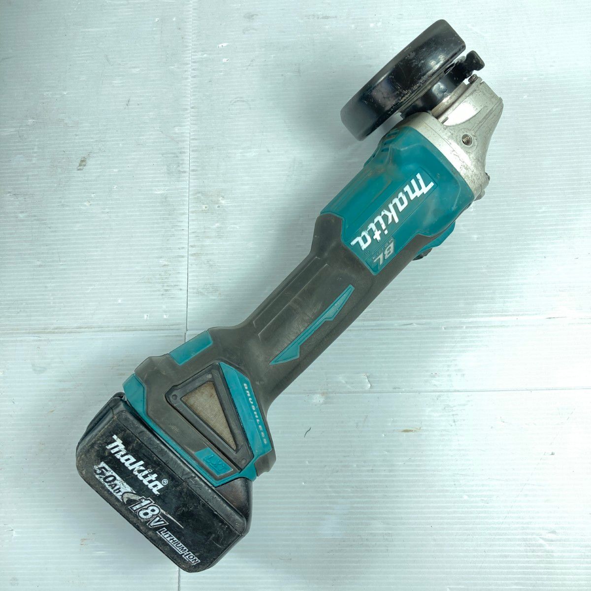 MAKITA マキタ 18V 100mm 充電式ディスクグラインダ バッテリ1個 ケース付 充電器なし GA404DN ブルー