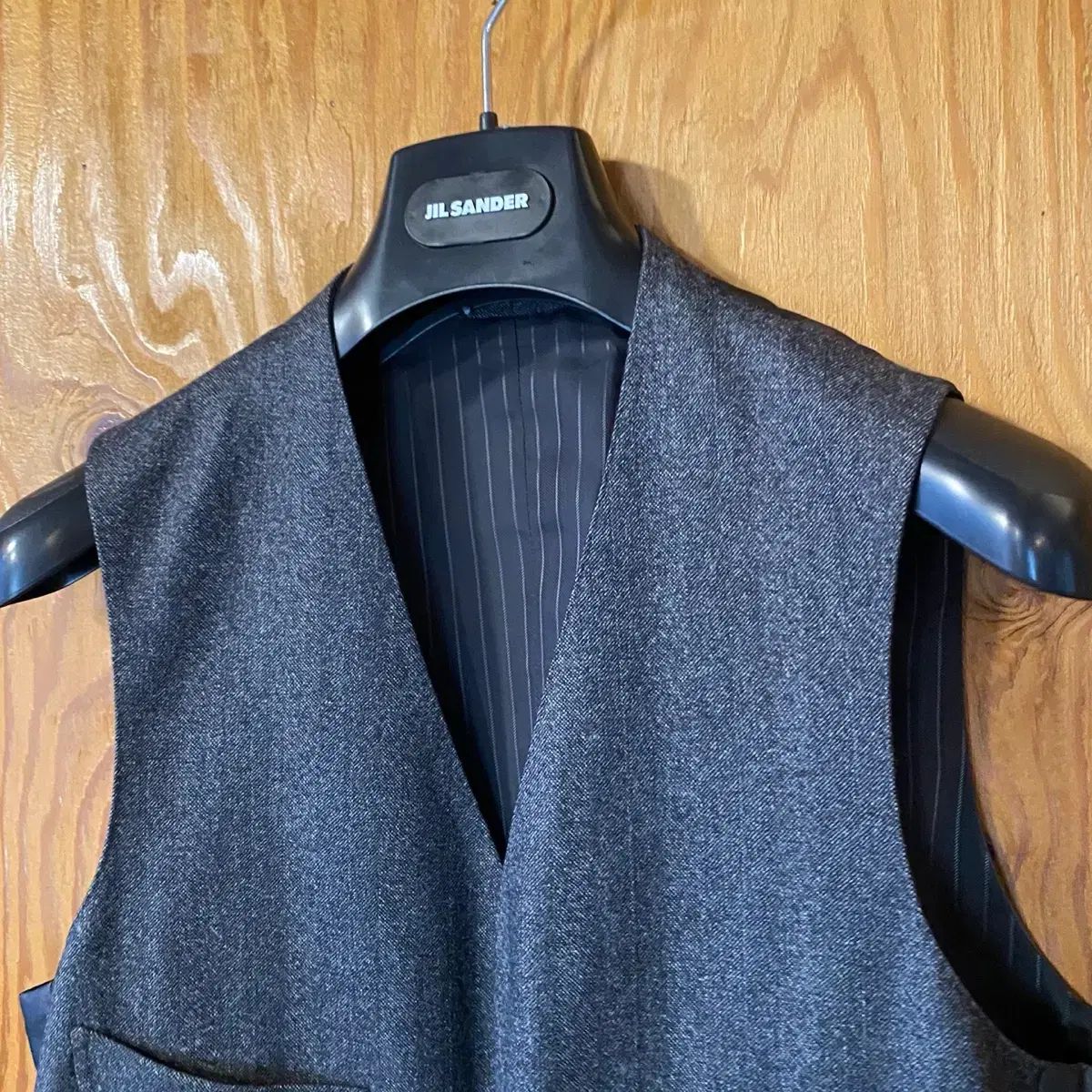 TOM FORD(トムフォード) スーツ ベスト (ベスト) 出品 - メルカリ