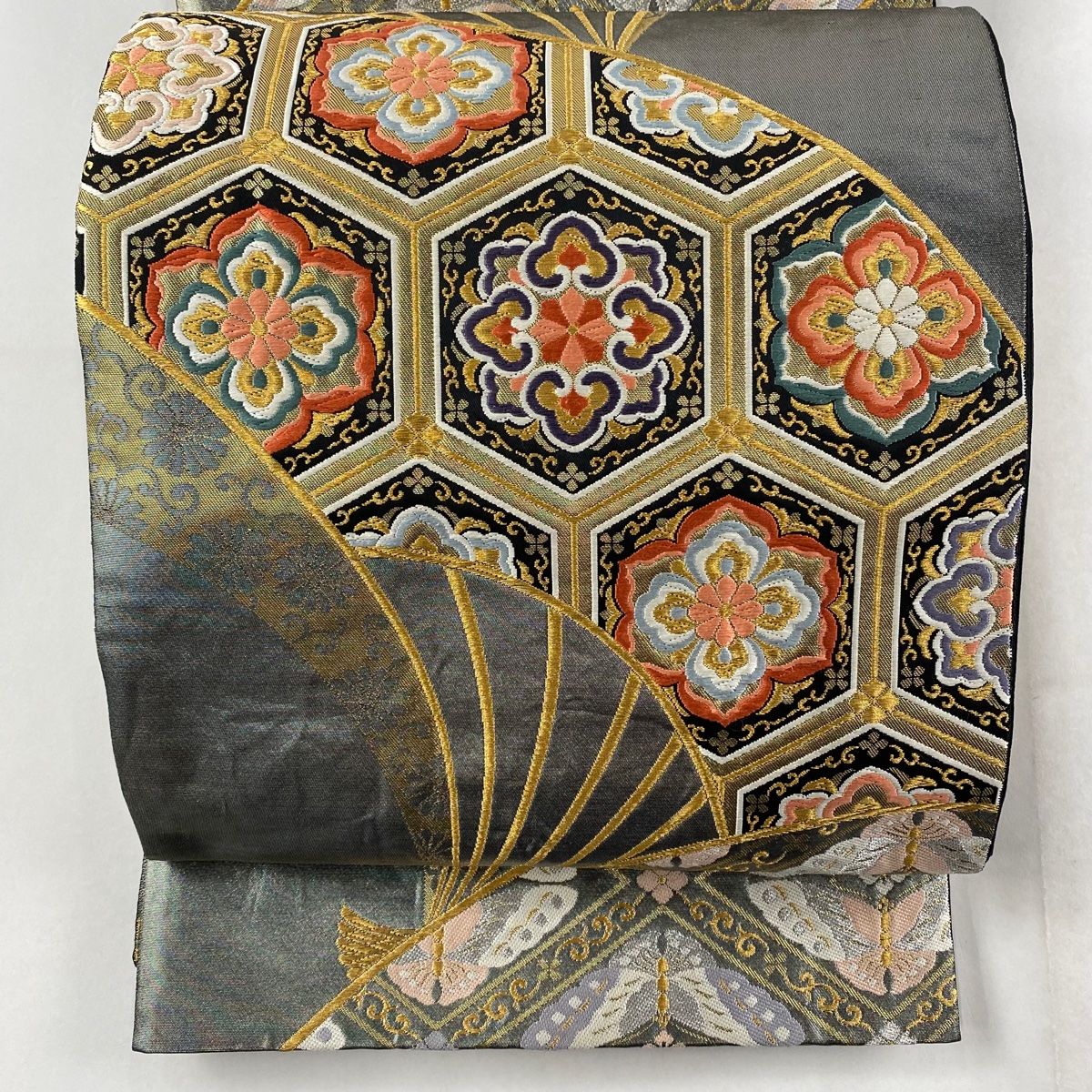 袋帯 美品 優品 蝶 華文 金銀糸 唐織 銀色 六通 正絹 【中古 袋帯 美品 優品 蝶 華文 金銀糸 唐織 銀色 六通 正絹 【中古