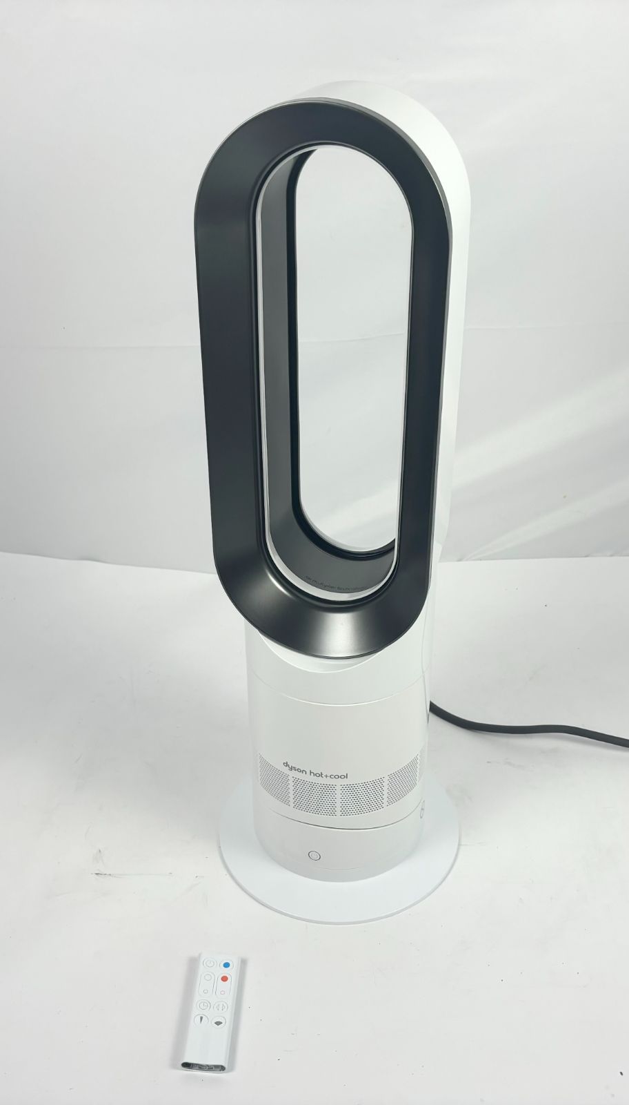 2022年製 コロナ 石油ファンヒーター FH-ST57BYA3-W CORONA（住宅設備