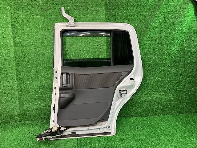 ラウム NCZ25 右リアドア Cパッケージ NEOエディション 4WD アサヒ  