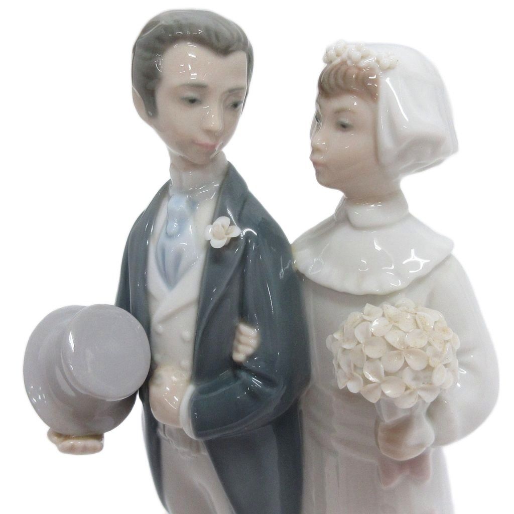 西洋人形・リヤドロ・ブランド・置物・陶器 Amazon.co.jp: LLADRO リヤドロ きれいにしましょうね 01005455