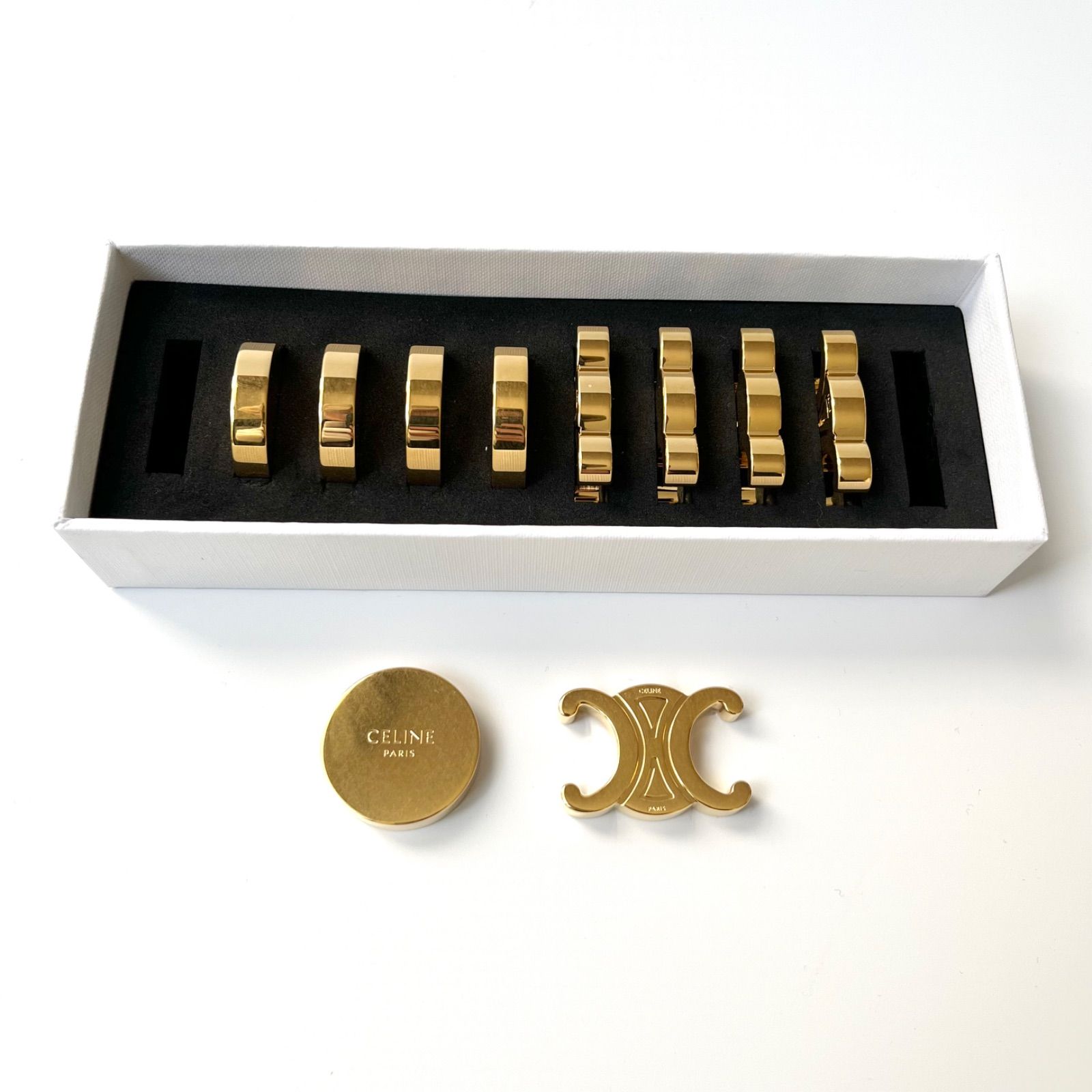 セリーヌ ティックタックトゥー