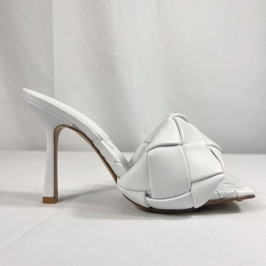 BOTTEGA VENETA - 美品 BOTTEGA VENETA ボッテガヴェネタ
