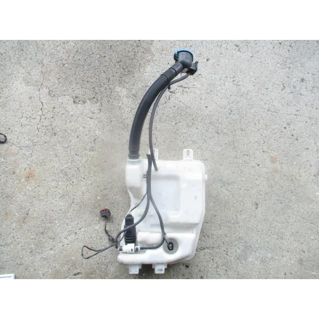 2015年 BMW 218d F45 LDA-2C20 ウォッシャータンク モーター付 61667331418058 194685 4637