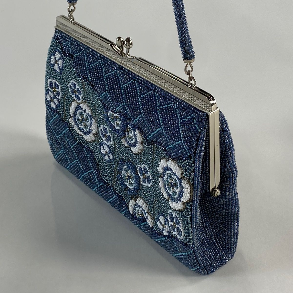 和装バッグ 美品 優品 ビーズバッグ 草花 青灰色 ビーズ 和装小物 【中古】
