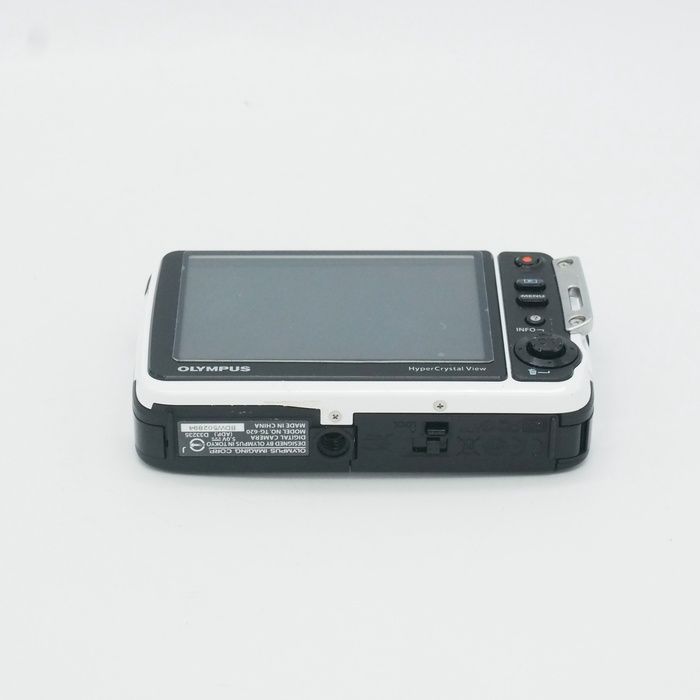 【美品】OLYMPUS Tough TG-620 ホワイト　動作確認済 中古】(オリンパス) OLYMPUS TOUGH TG-620 ホワイト｜ナニワ