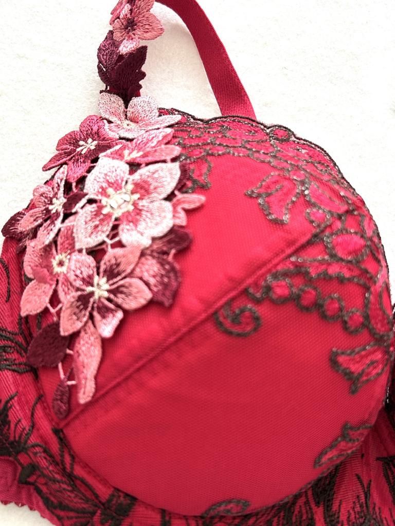 ☆【新品】 Wacoal Salute ワコールサルート 02G ローマの休日