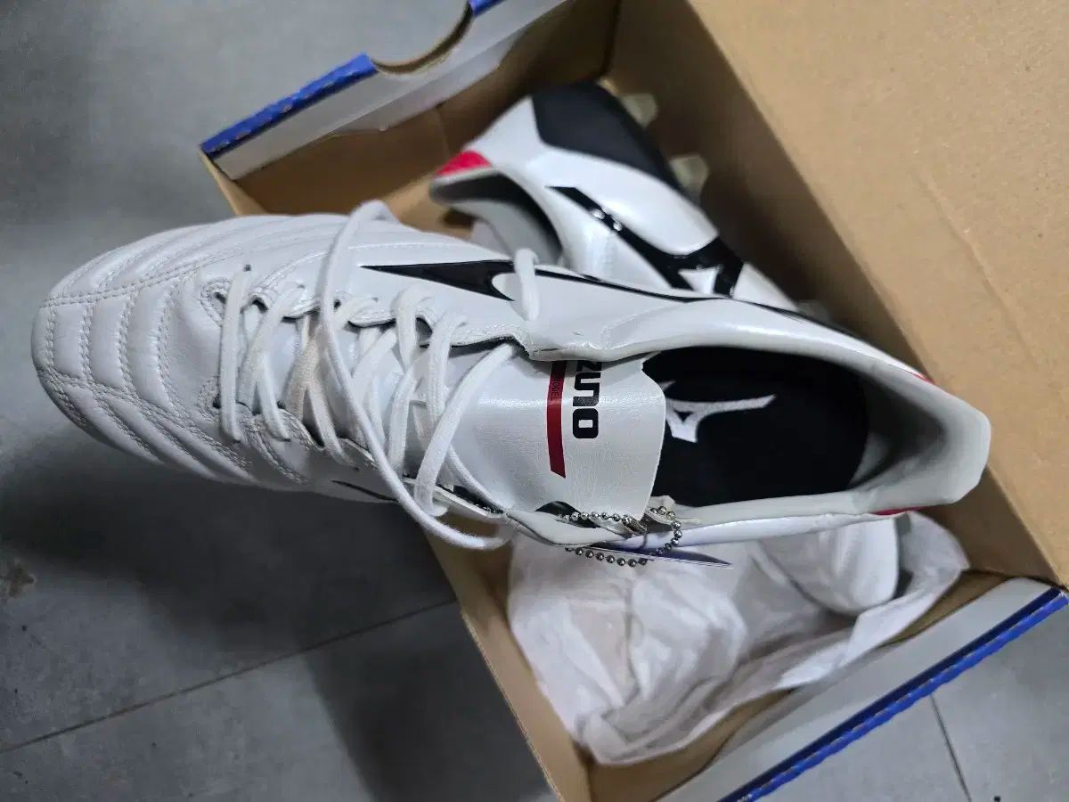 Mizuno ミズノ サッカーシューズ