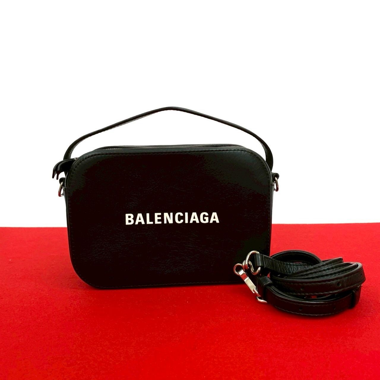 未使用保管品 BALENCIAGA バレンシアガ エブリデイ カメラバッグ
