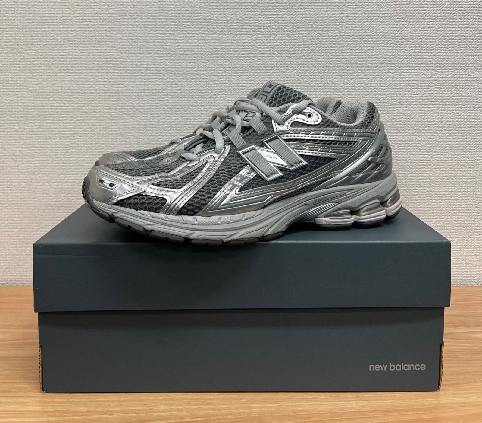SALE】【美品】New balance M1906REH Harbor Grey 28.5cm - メルカリ