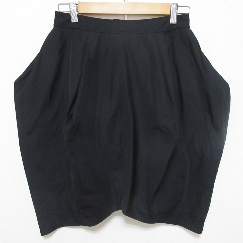 21AW ISSEY MIYAKE イッセイミヤケ 立体ミニスカート IM13FG529 サイズ1 ブラック レディース 古着