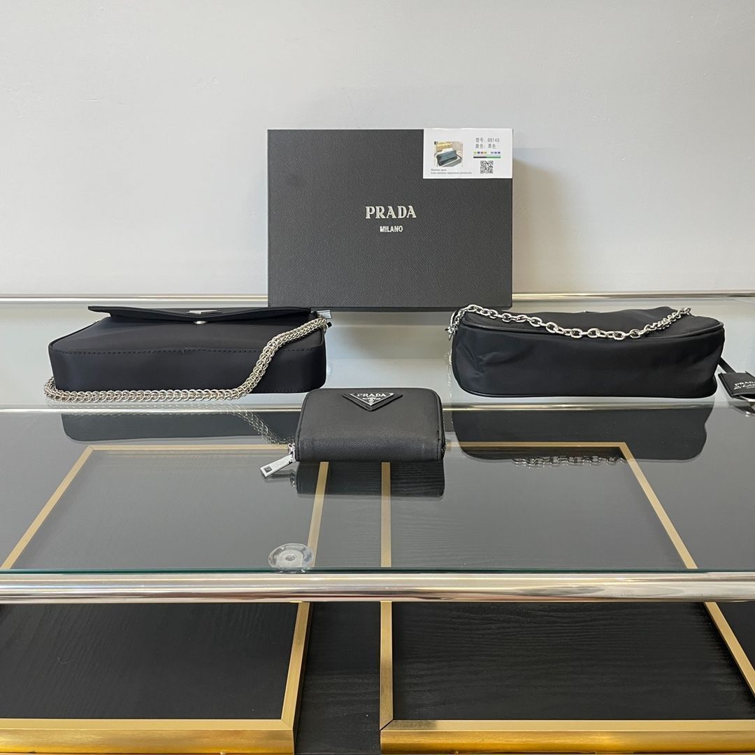 本日特価] TOP New 2024 高品質3点セット - Prada アンダー