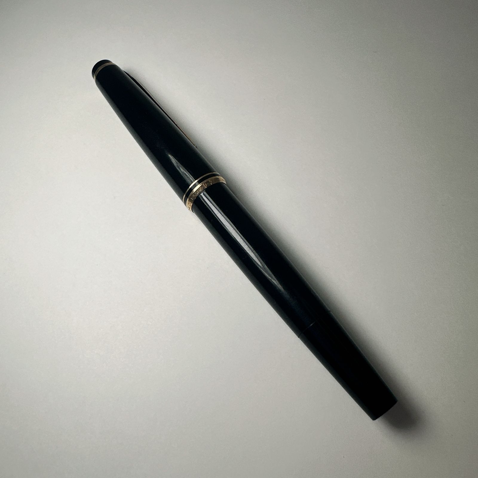 Mont Blanc モンブラン キャップ式 万年筆 No22 Mont Blanc モンブラン